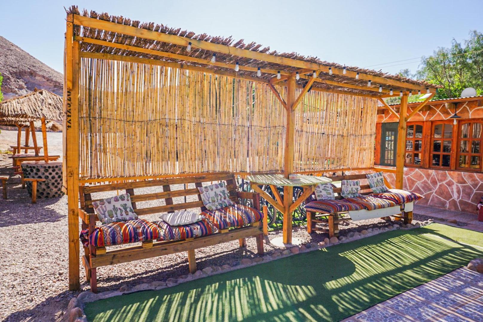 ホテル Altos De Quitor, Glamping サン・ペドロ・デ・アタカマ エクステリア 写真